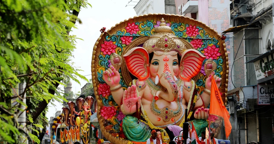 Ganesh Chaturthi in Mumbai: Experiencing Lalbaugcha Raja