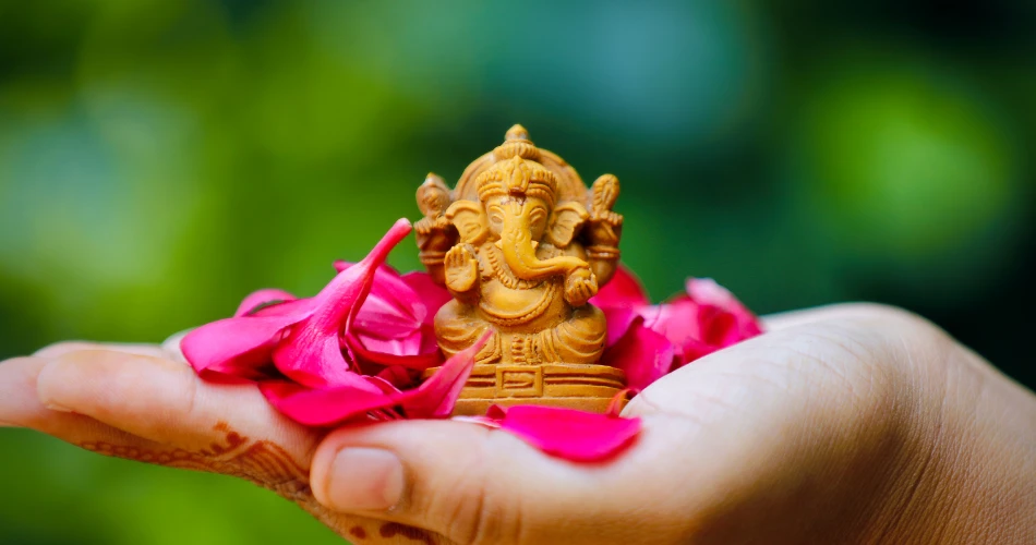 Ganesh Chaturthi in Mumbai: Experiencing Lalbaugcha Raja